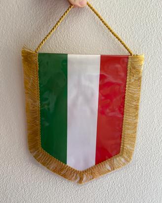 Gagliardetto tricolore italiano