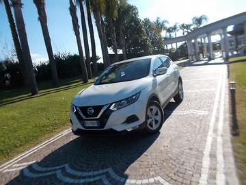 Nissan Qashqai 1.5 dCi *FULL OPTIONAL* da VETRINA
