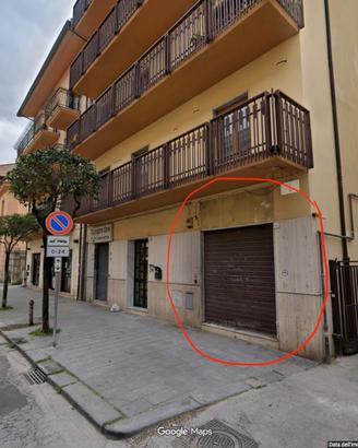 Locale commerciale 90 m² con canna fumaria – Corso