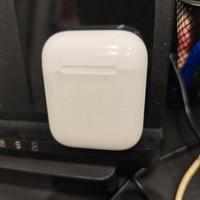 caricatore Apple airpods 