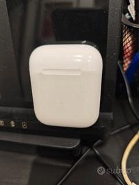 caricatore Apple airpods 