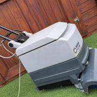 Lavasciuga lavapavimenti Nilfisk CA 340 COME NUOVA