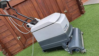 Lavasciuga lavapavimenti Nilfisk CA 340 COME NUOVA