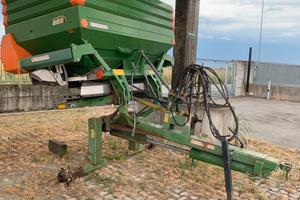 Spandiconcime usato marca AMAZONE modello ZA-M 150