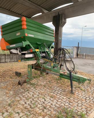 Spandiconcime usato marca AMAZONE modello ZA-M 150