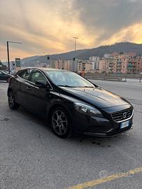 volvo v40 diesel 2.0