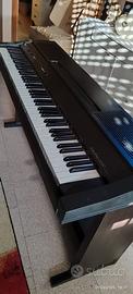 Piano Roland 3000