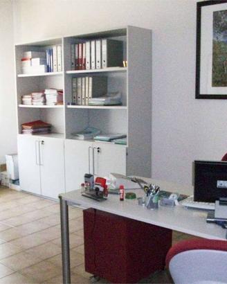 Immobile di 1100 m² con più di 5 locali a Capannor