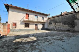 CASA INDIPENDENTE A ROBELLA