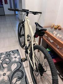 Ebike Elettrica Megamo Ridon HT 630