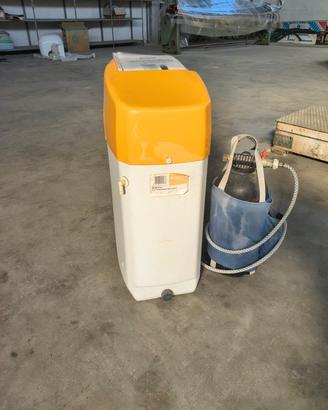 addolcitore portatile con stazione di ricarica 