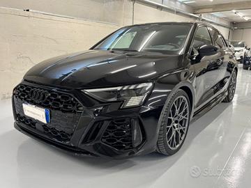 AUDI RS3 1- 300 RS3 SPB TFSI quattro S tronic