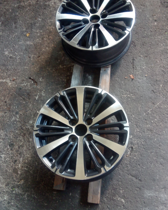 2 cerchioni in lega Peugeot Citroen