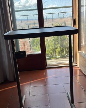 Tavolino porta PC BJÖRKÅSEN IKEA – come nuovo