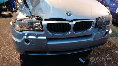 BMW X3 3.0I INCIDENTATA PER RICAMBI MOTORE M54