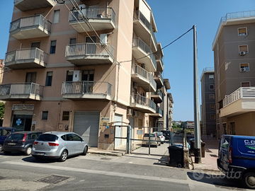 Appartamento /Garage. VIA SOFIO FERRERO