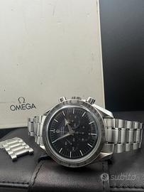 Omega Speedmaster Borad Arrow