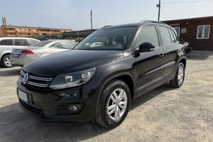 VOLKSWAGEN Tiguan 2.0 TDI 110cv Cross GARANTITA