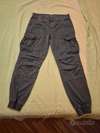 Pantaloni cargo verde scuro