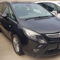 Opel Zafira Tourer 1.6cc metano anno 2015 ricambi