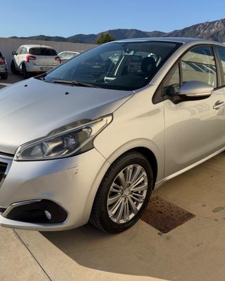 Peugeot 208 BlueHDi 75 5 porte 2016