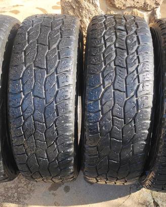 Pneumatici  205/70 15 Cooper Discoverer AT3 Sport2