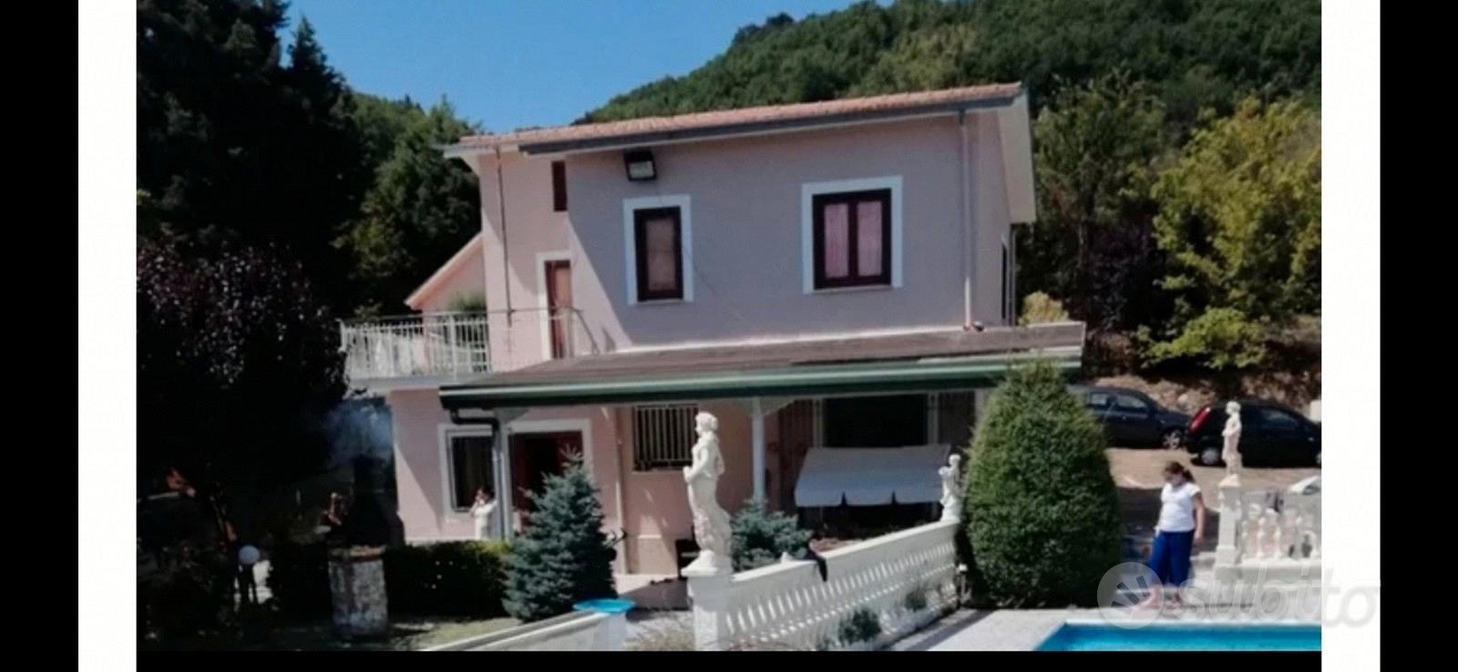 Casa con villa "Accatastata pertinenza Agricola - Vista 4