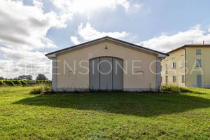 Immobile di 160 m² a Cavezzo
