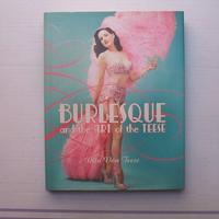 LIBRO DITA VON TEESE BURLESQUE E FETISH.