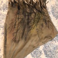 Top asimmetrico con piume Malloni