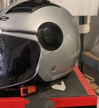 CASCO JET LS2 TAGLIA XL / 60