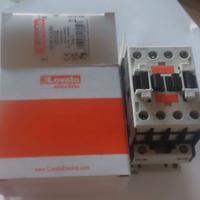 Contattore teleruttore  Lovato BF1810A 220V