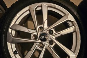 Cerchi originali Audi A3 con pneumatici  Pirelli