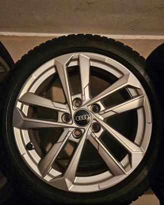 Cerchi originali Audi A3 con pneumatici  Pirelli