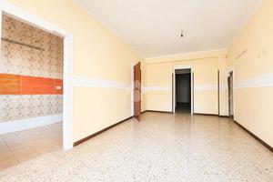 3 LOCALI A FICARAZZI