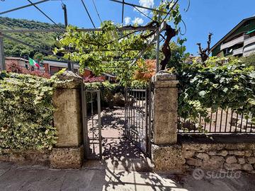 Casa indipendente di 123 m² con più di 5 locali e 