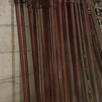 puntelli a croce come nuovi 