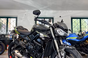 TRIUMPH STREET TRIPLE RS 765 2025 FINANZIABILE