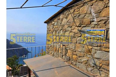 Rustico / Casale di 70 m² con 3 locali a La Spezia