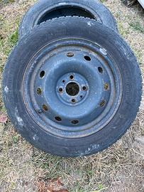 Gomme auto