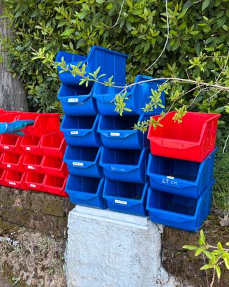Contenitori plastica dura