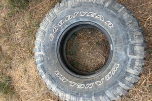 4 pneumatici good year wrangler misura 285/75/16