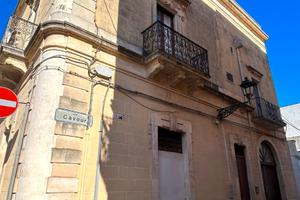 Casa indipendente nel centro storico- SUPERSANO