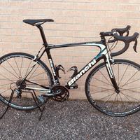 Bici bianchi intenso carbon