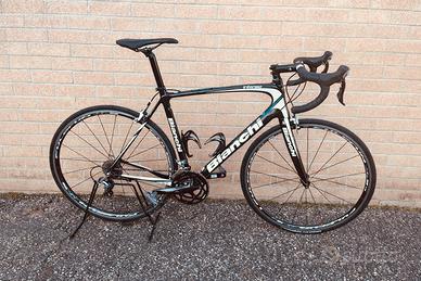 Bici bianchi intenso carbon