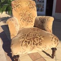 POLTRONA DA CAMERA o SALA antica in tessuto