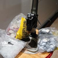 Tappatrice tappi a corona