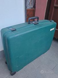 trolley valigia Delsey