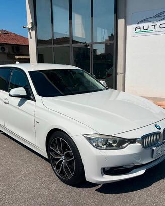 BMW Serie 3 Touring 318d Modern