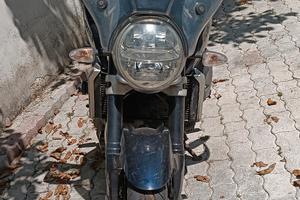 aprila mana 850